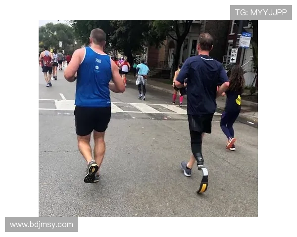 杭州马拉松大满贯街舞队灵活性表现精彩点评与分析