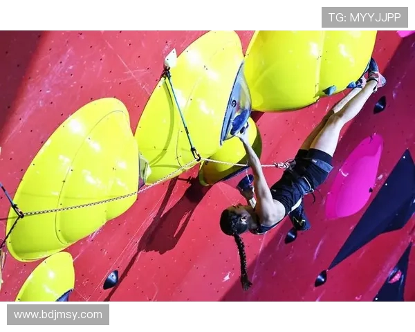 南京攀岩队在世界攀岩锦标赛中的精彩表现与实力分析